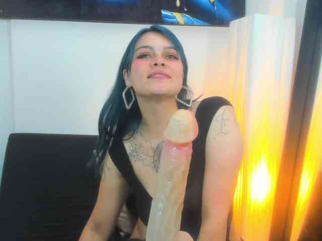 Adelaindiamond webcam
