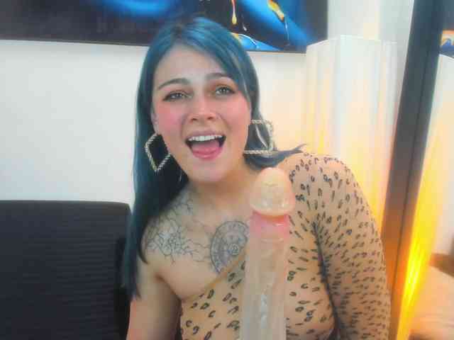 Adelaindiamond webcam