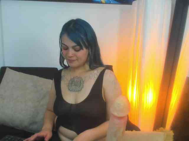 Adelaindiamond webcam