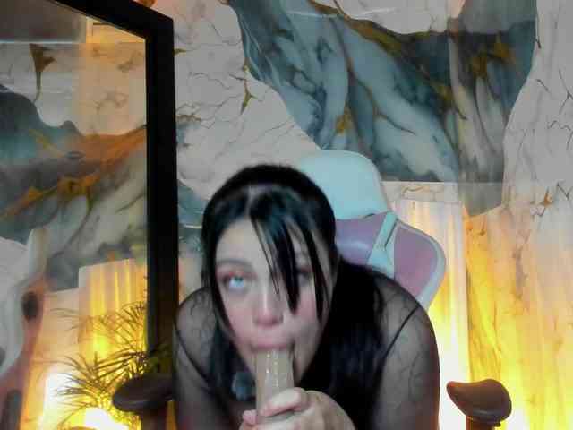 Adelaindiamond webcam