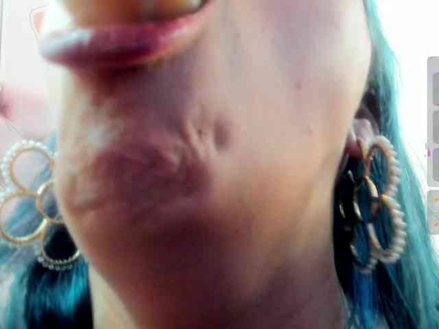 Adelaindiamond webcam
