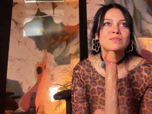 Adelaindiamond webcam