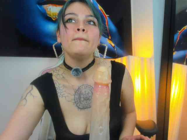 Adelaindiamond webcam