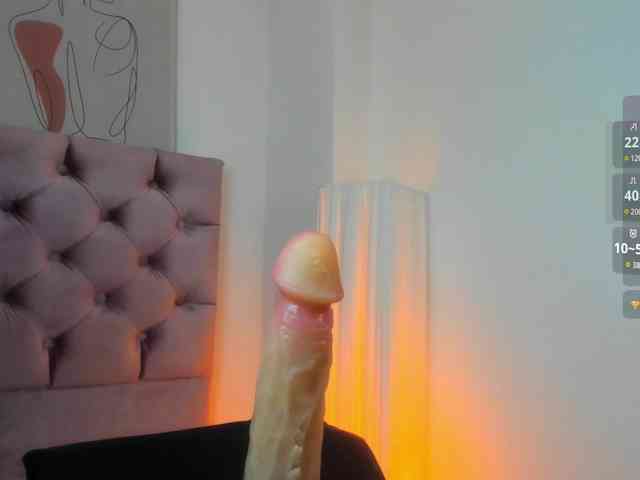 Adelaindiamond webcam