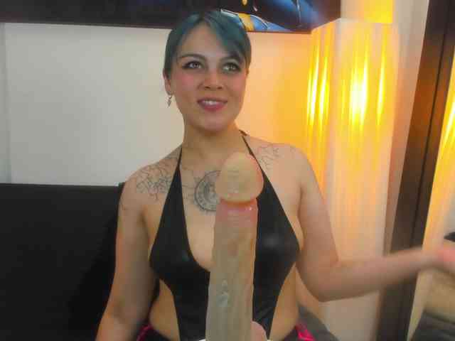 Adelaindiamond webcam