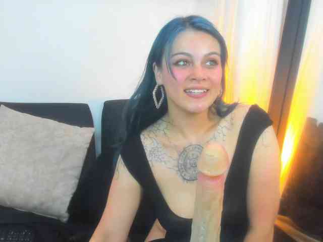 Adelaindiamond webcam