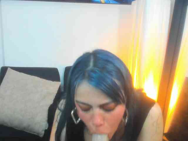 Adelaindiamond webcam