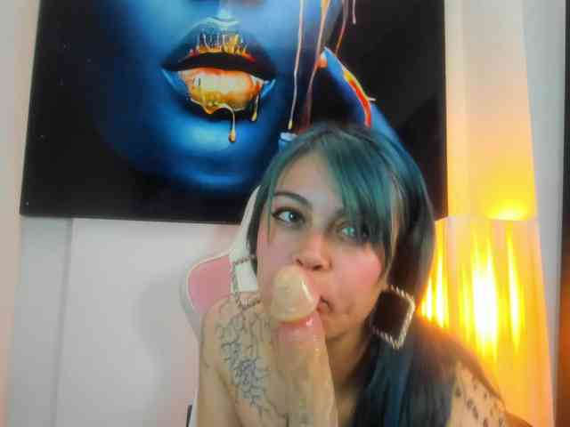 Adelaindiamond webcam