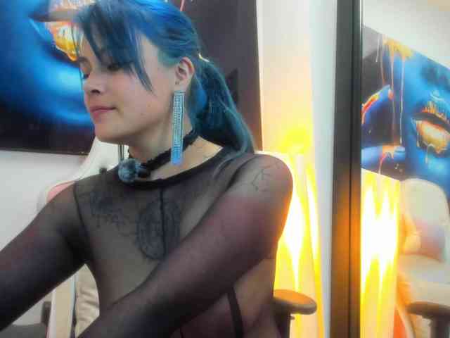 Adelaindiamond webcam