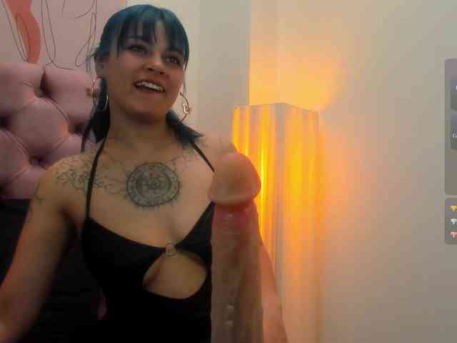 Adelaindiamond webcam