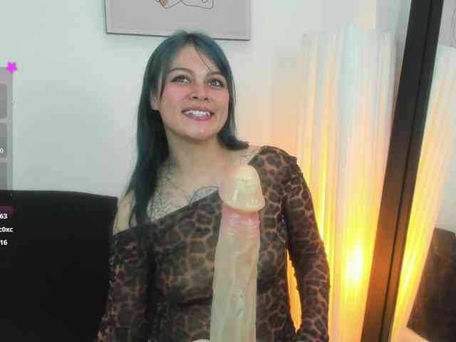 Adelaindiamond webcam