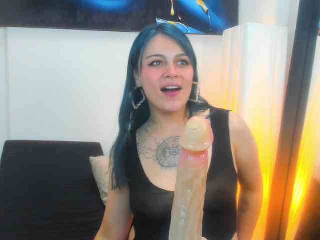 Adelaindiamond webcam