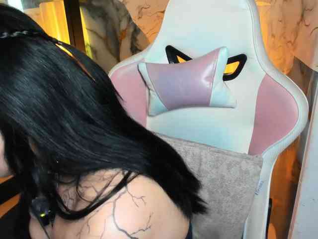 Adelaindiamond's live stream