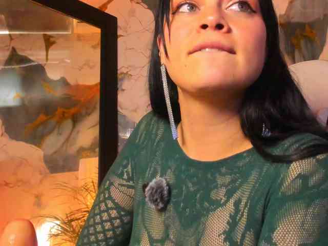 Adelaindiamond webcam