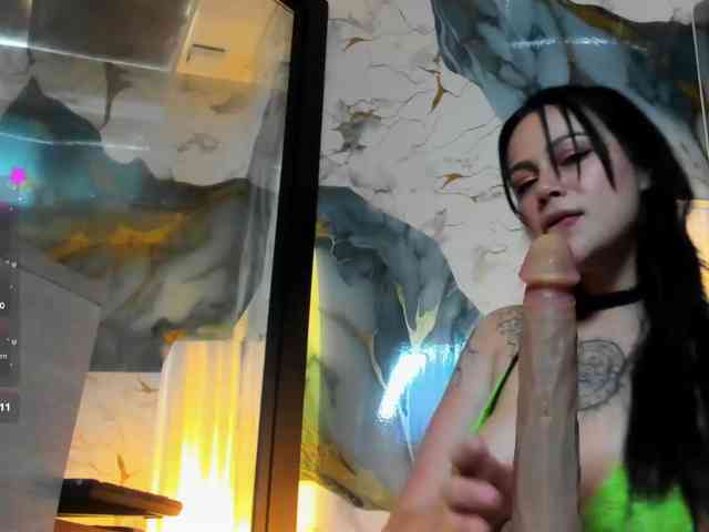 Adelaindiamond webcam