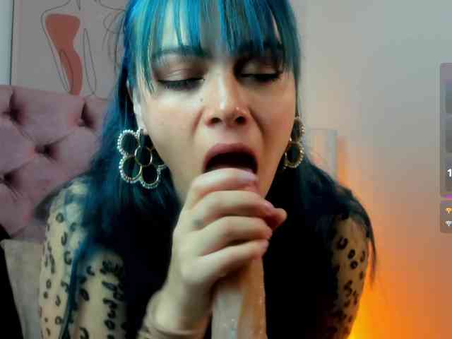 Adelaindiamond webcam