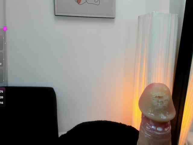 Adelaindiamond webcam