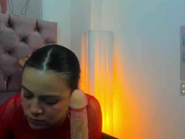Adelaindiamond webcam