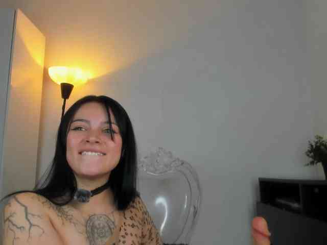 Adelaindiamond webcam
