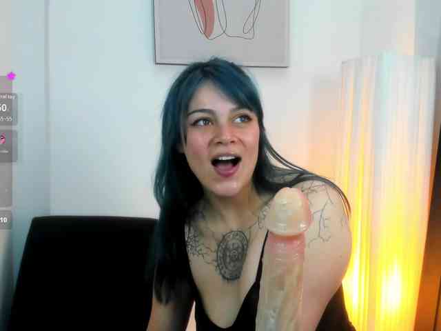 Adelaindiamond webcam