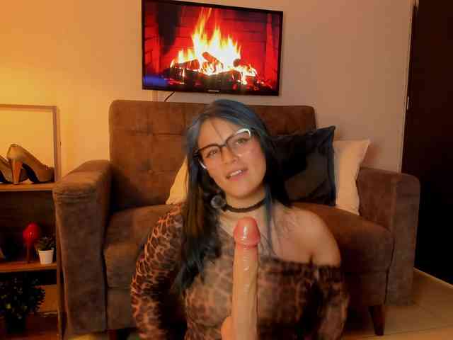 Adelaindiamond webcam