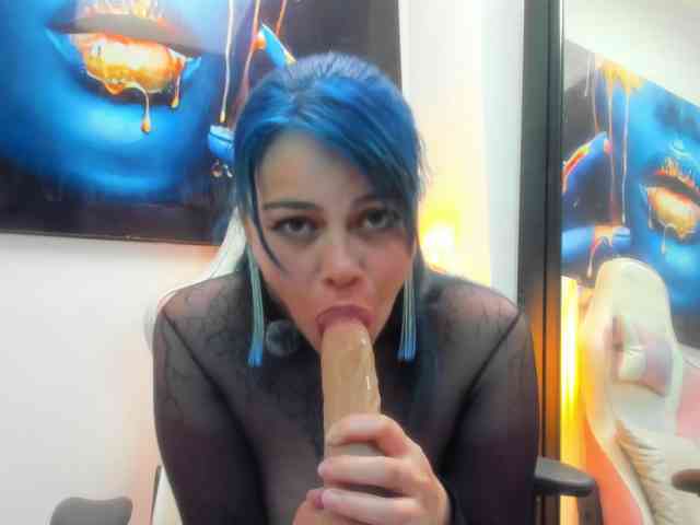 Adelaindiamond webcam