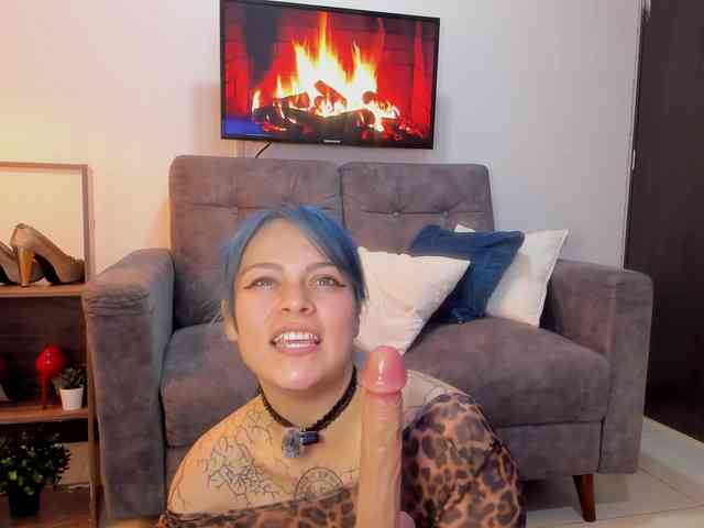 Adelaindiamond webcam