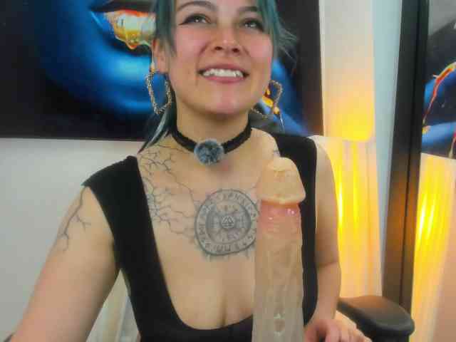 Adelaindiamond webcam