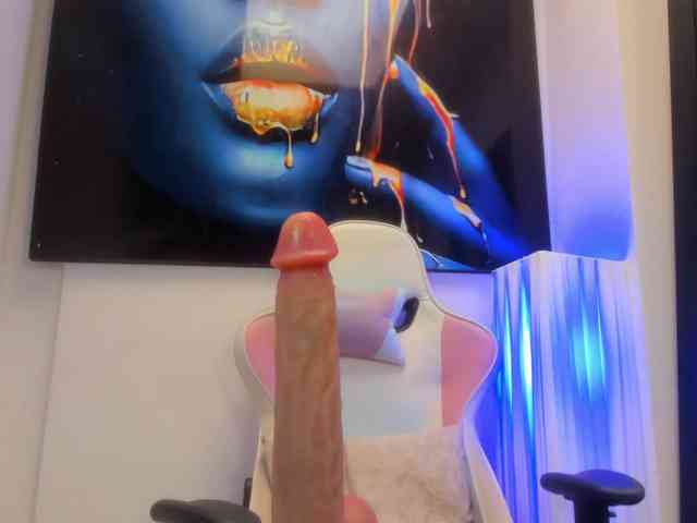 Adelaindiamond webcam
