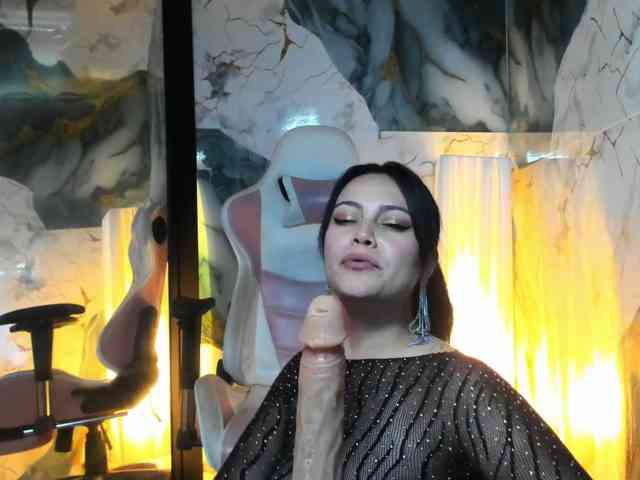 Adelaindiamond webcam