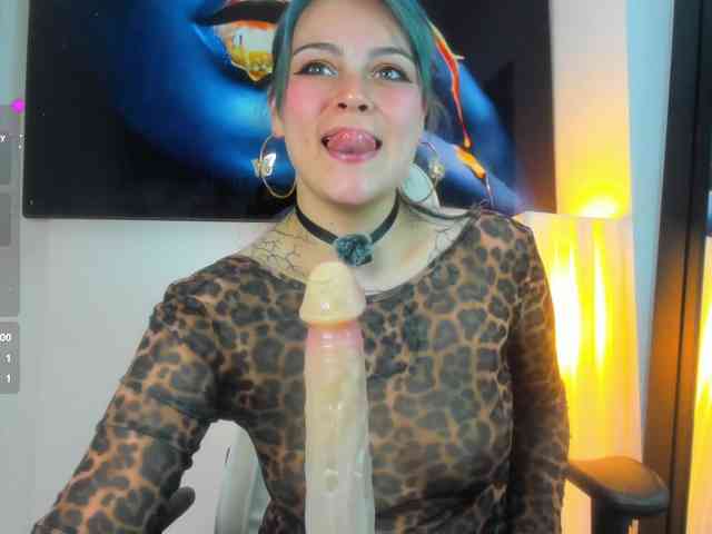 Adelaindiamond webcam