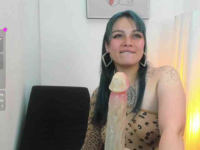 Adelaindiamond webcam