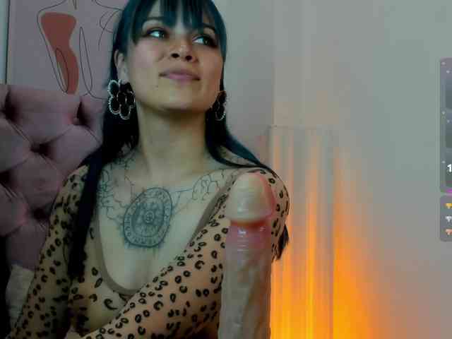 Adelaindiamond webcam