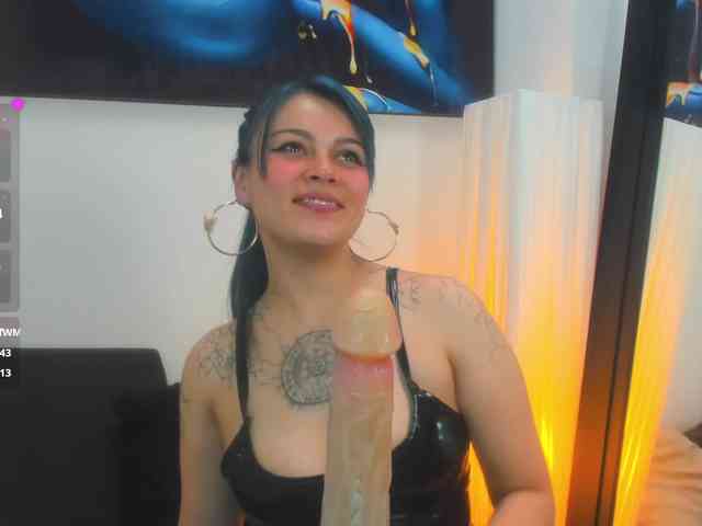 Adelaindiamond webcam