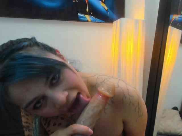Adelaindiamond webcam