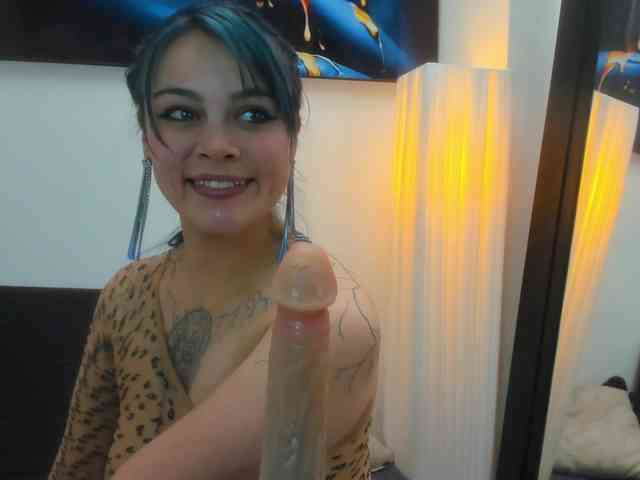 Adelaindiamond webcam