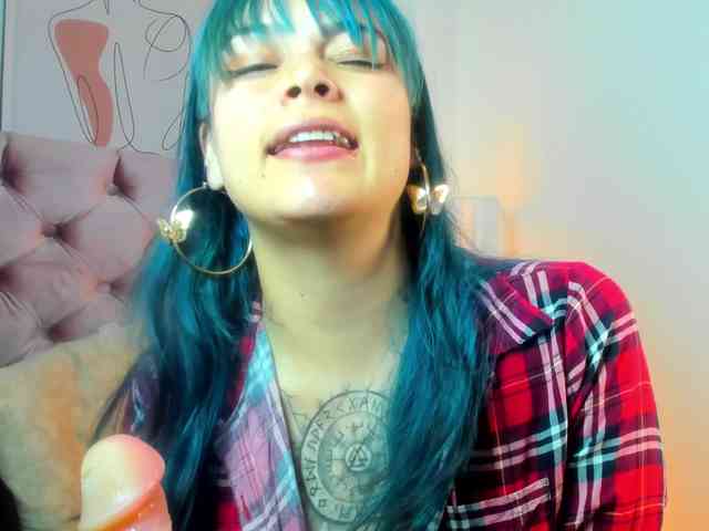 Adelaindiamond webcam