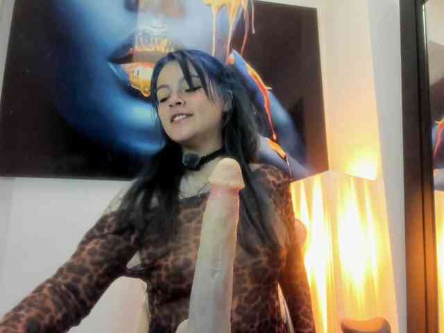 Adelaindiamond webcam