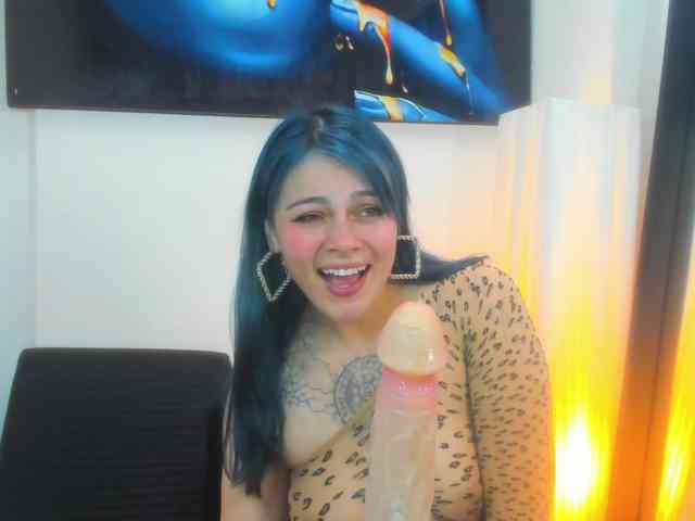 Adelaindiamond webcam