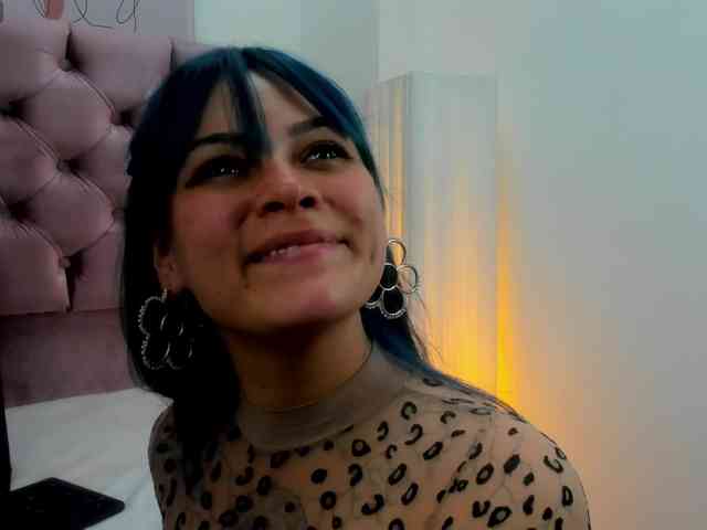 Adelaindiamond webcam