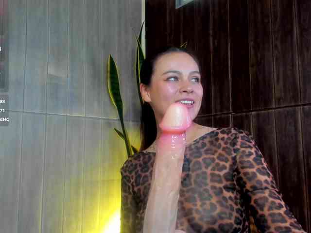 Adelaindiamond webcam