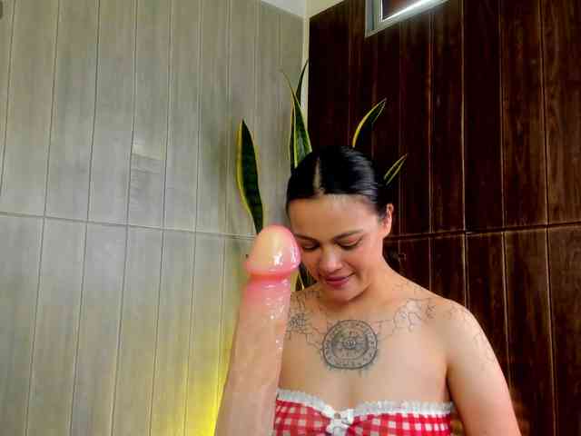 Adelaindiamond webcam