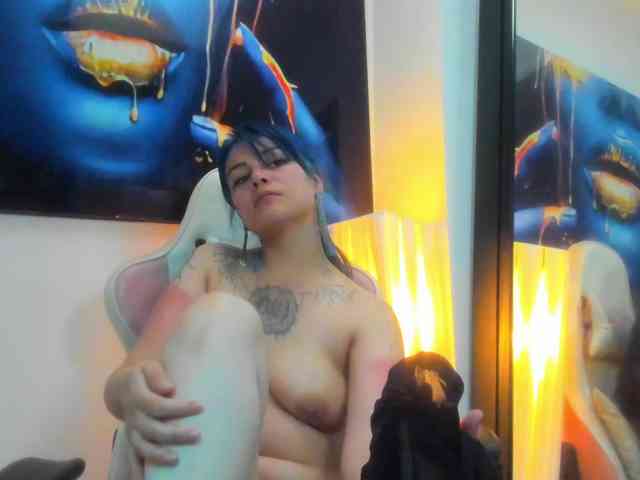 Adelaindiamond webcam