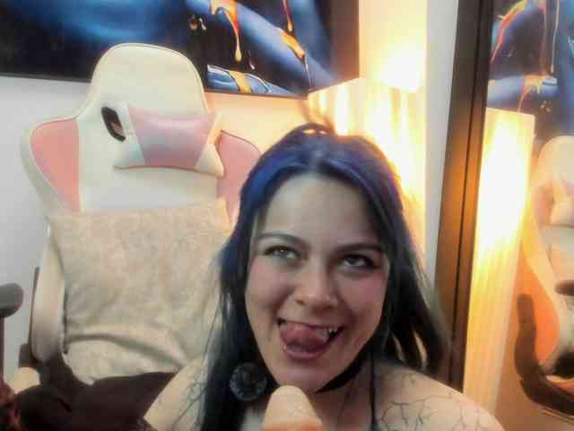 Adelaindiamond webcam