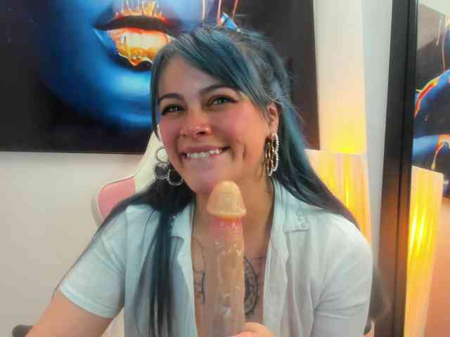 Adelaindiamond webcam