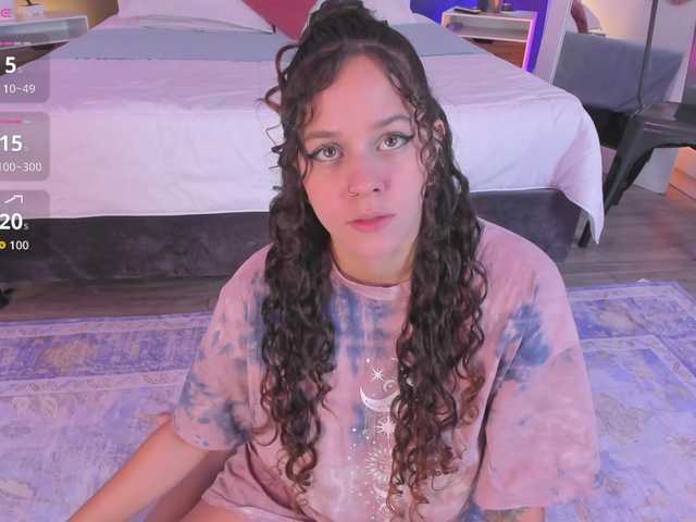 VioletPaket live cam on BongaCams