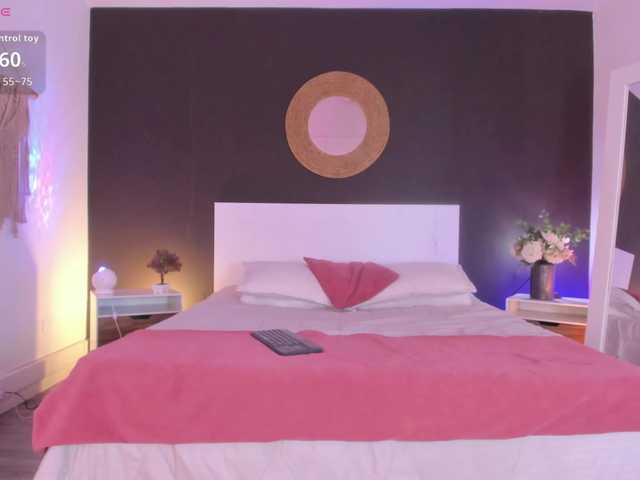VioletPaket live cam on BongaCams