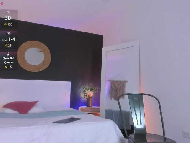 VioletPaket live cam on BongaCams