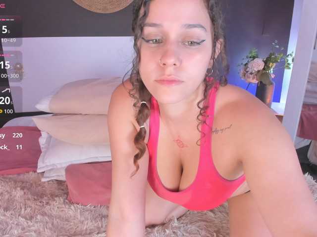 VioletPaket live cam on BongaCams
