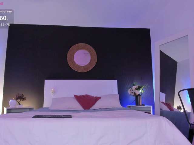 VioletPaket live cam on BongaCams